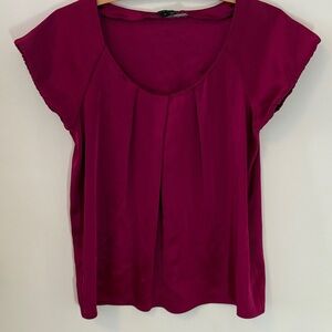 Theory Short-Sleeve Pleated Blouse in Fuchsia